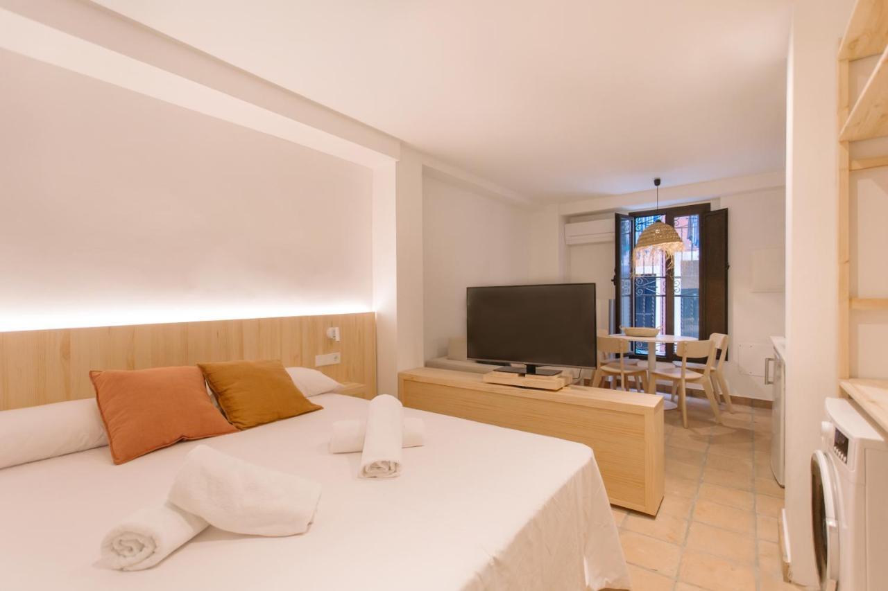 La Vila Hort By Seaward Suites Вилахойоса Екстериор снимка